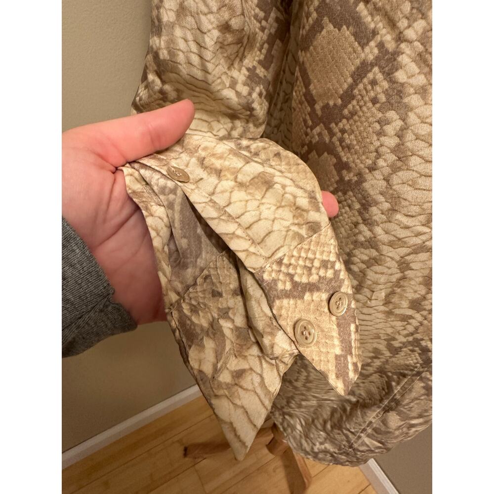 EQUIPMENT Lucida Snake-Print Washed-Silk Button Front Shirt Dress Sz Medium - Picture 7 of 9